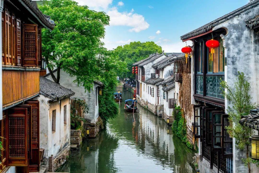 甜美公主的绚丽装扮